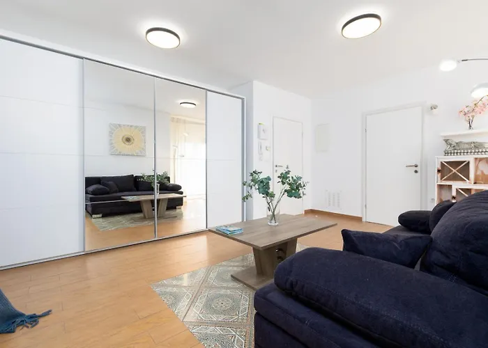 Luxury Apartment Strana