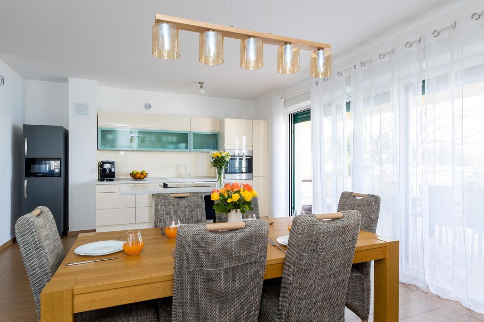Luxury Strana Apartament *