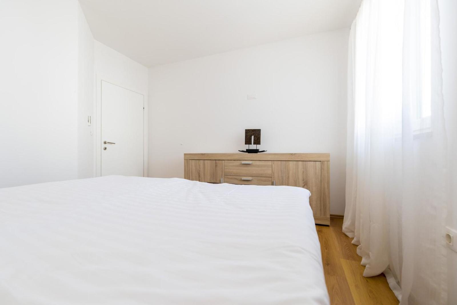 Luxury Strana Apartament